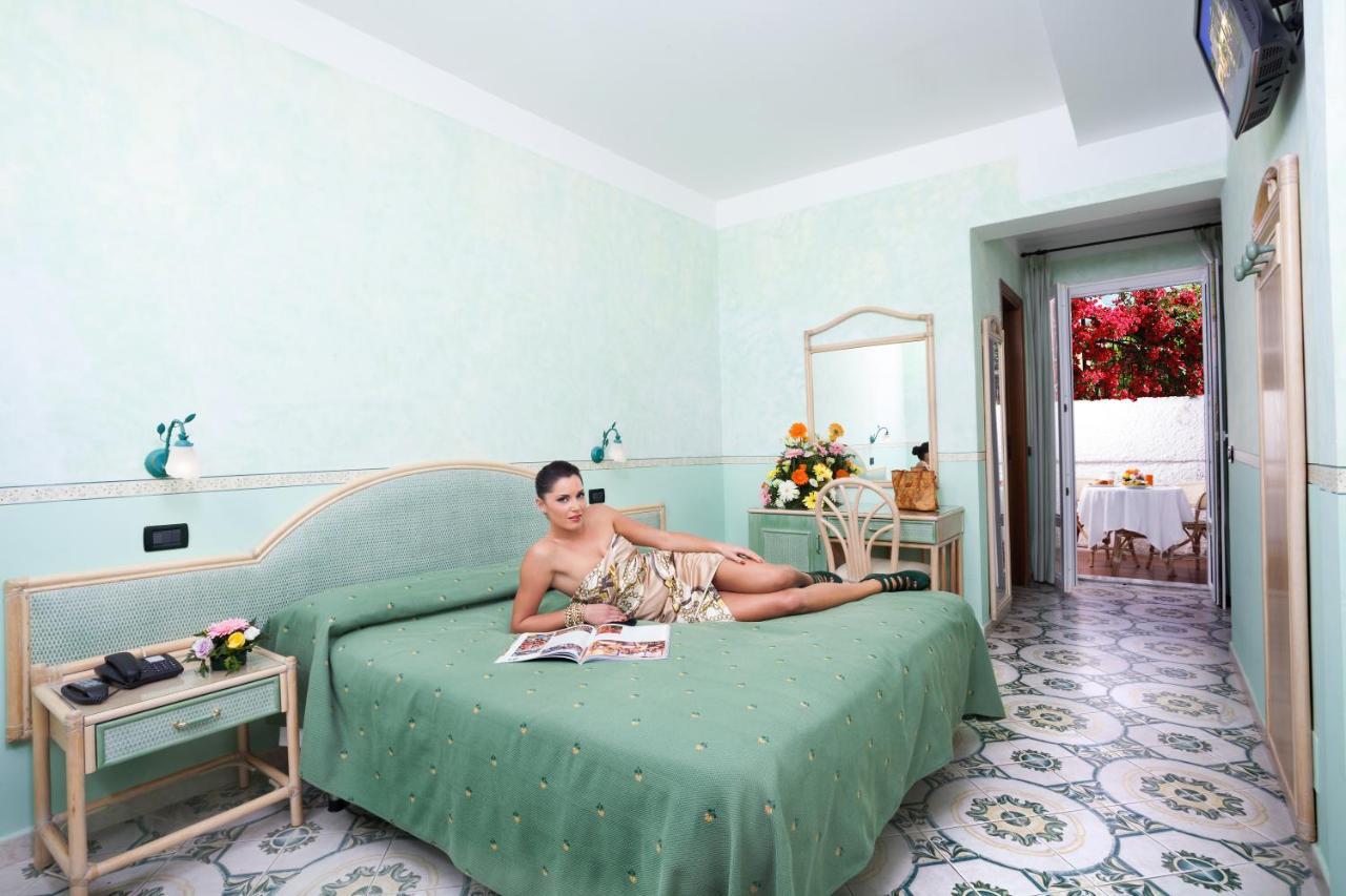 Hotel Villa Sirena - Thermae & Spa 이스키아 외부 사진