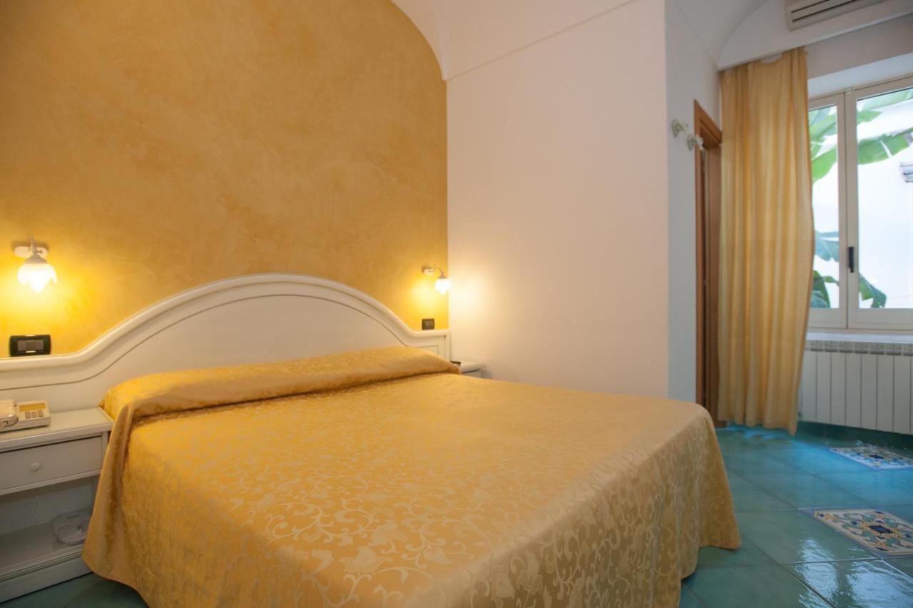 Hotel Villa Sirena - Thermae & Spa 이스키아 외부 사진